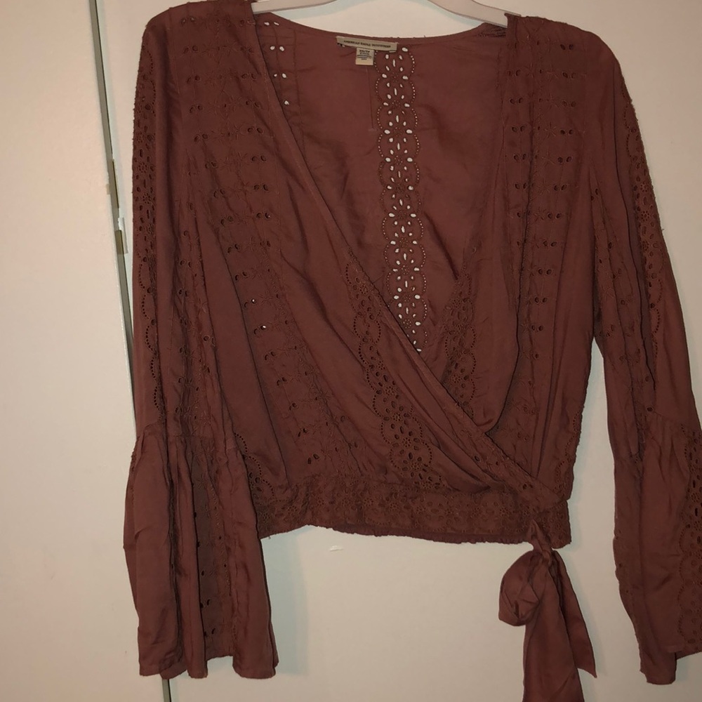 American Eagle top